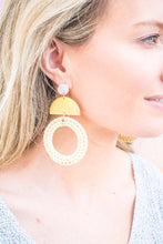 Load image into Gallery viewer, MINT JULEP EARRINGS
